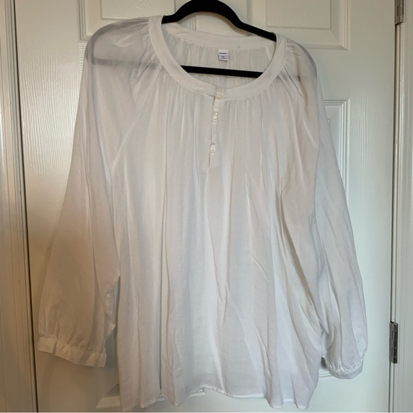 Old Navy white cotton top, XXL. - Picture 6 of 7